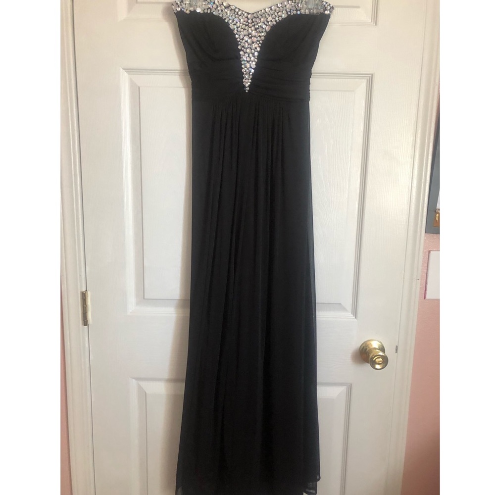 Long strapless dress